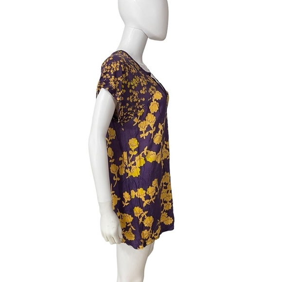 LUX Purple V-Neck Floral Top - Picture 5 of 9